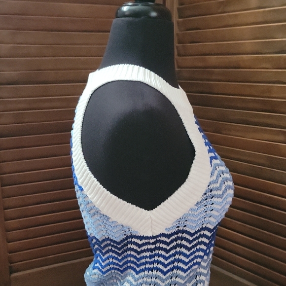LOFT Blue and White Chevron Tank Top - Picture 6 of 7